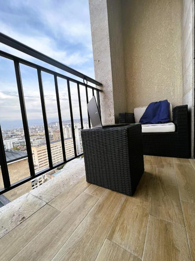Hotel Sky Station Tbilisi Bagian luar foto