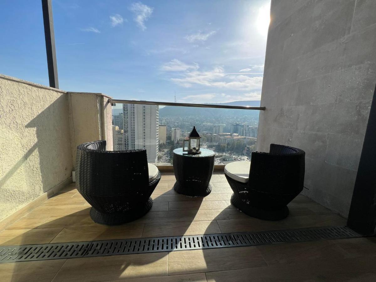 Hotel Sky Station Tbilisi Bagian luar foto