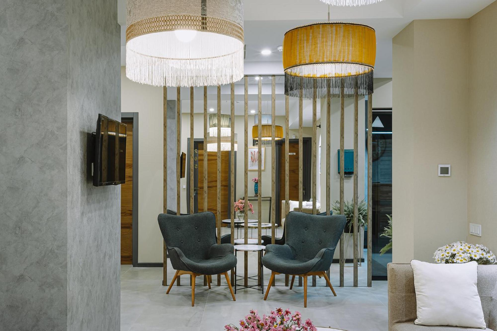 Hotel Sky Station Tbilisi Bagian luar foto