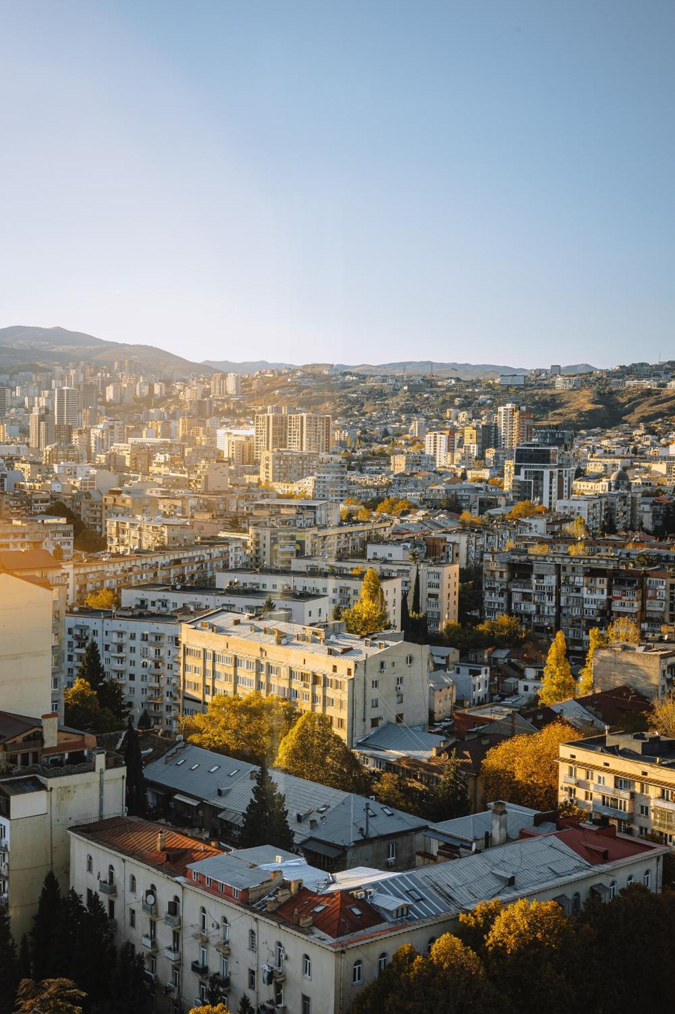 Hotel Sky Station Tbilisi Bagian luar foto