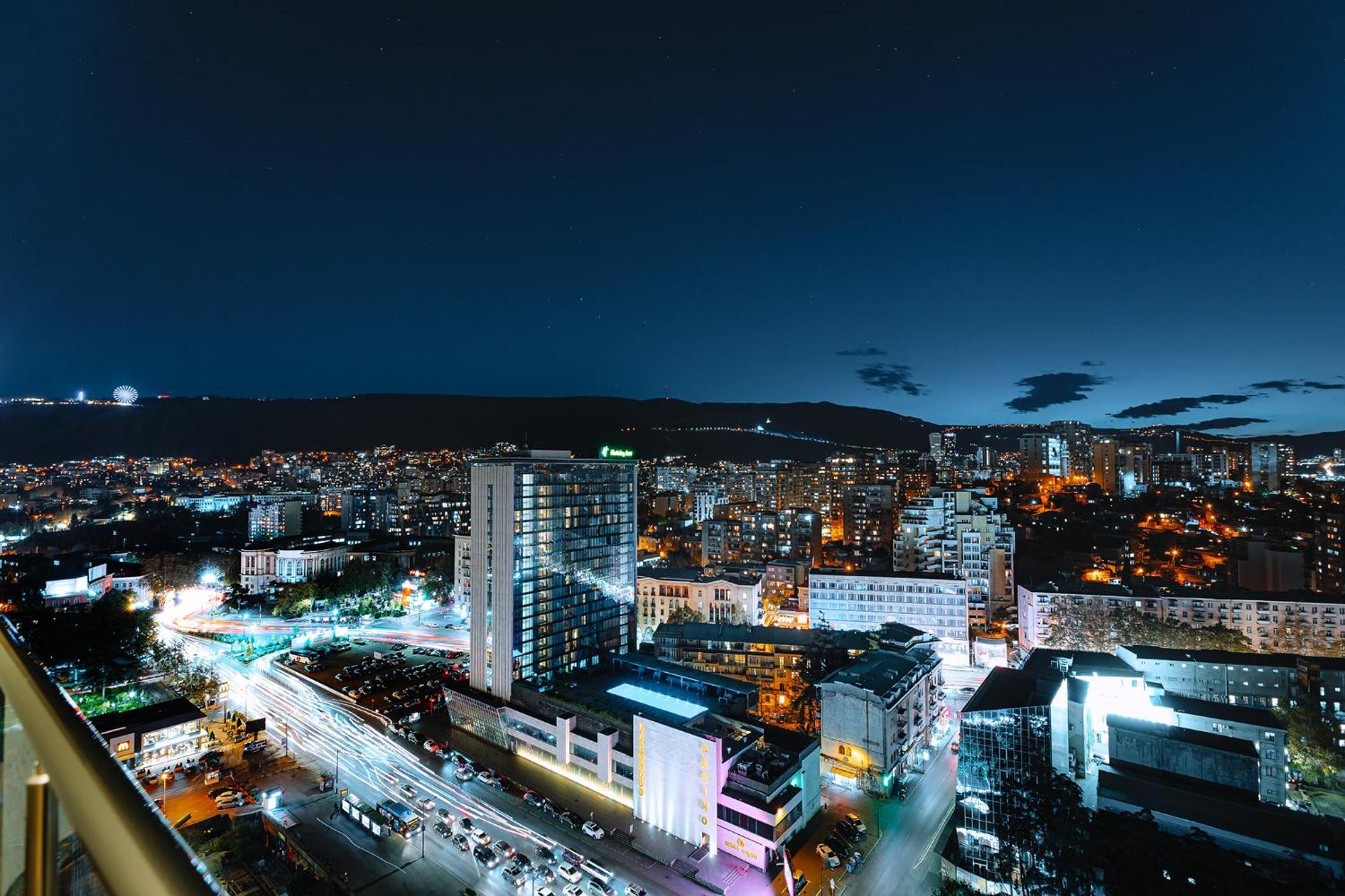 Hotel Sky Station Tbilisi Bagian luar foto